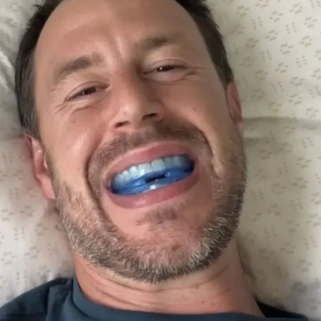 BodyShaker - Universell tyst anti-snarkningsskena